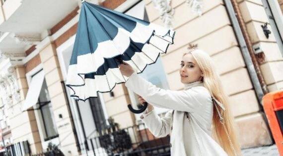 Как начать бизнес на продаже зонтов оптом от производителя из Москвы: практические советы и рекомендации